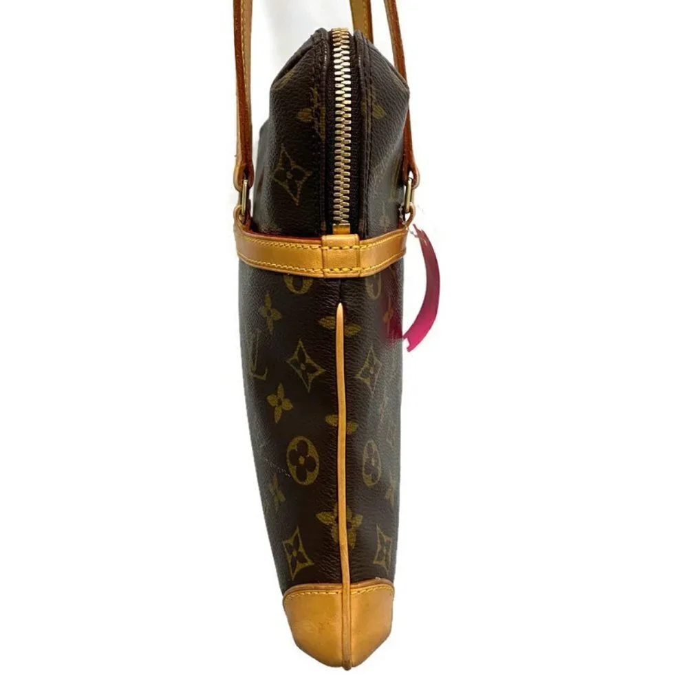 Louis Vuitton Monogram Sac Coussin GM